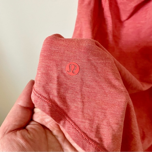 Lululemon Yogi Everyday Tank Heathered Cape Red Size Large - Picture 9 of 9